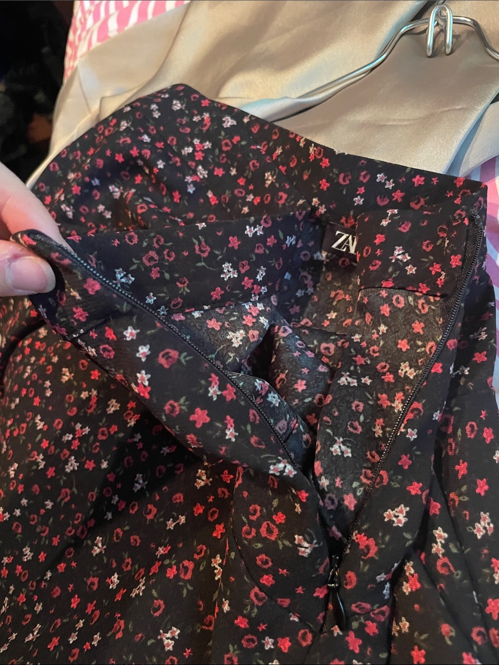 Zara Black with Red Floral Design Skort - Picture 6 of 6